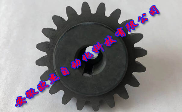 OTC DAIHEN L10595Q00 drive gear side view showing teeth