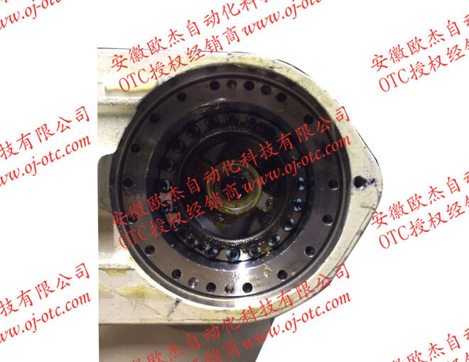 OTC DAIHEN W-L01949 reducer – close-up Close-up of OTC DAIHEN W-L01949 reducer