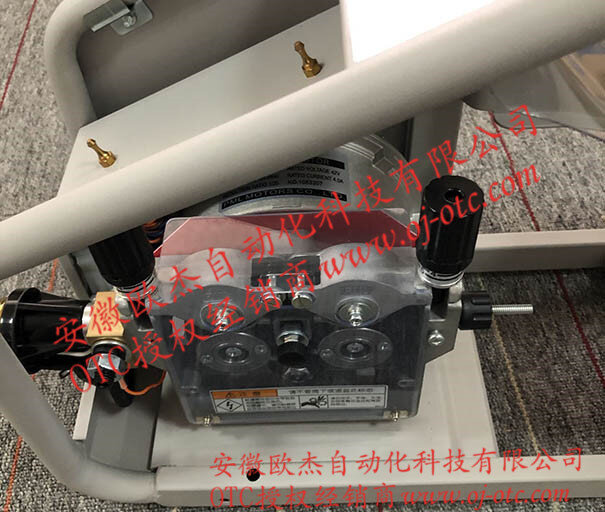 OTC DAIHEN CME-6401 aluminum wire feeder for EP400 EP500 front view