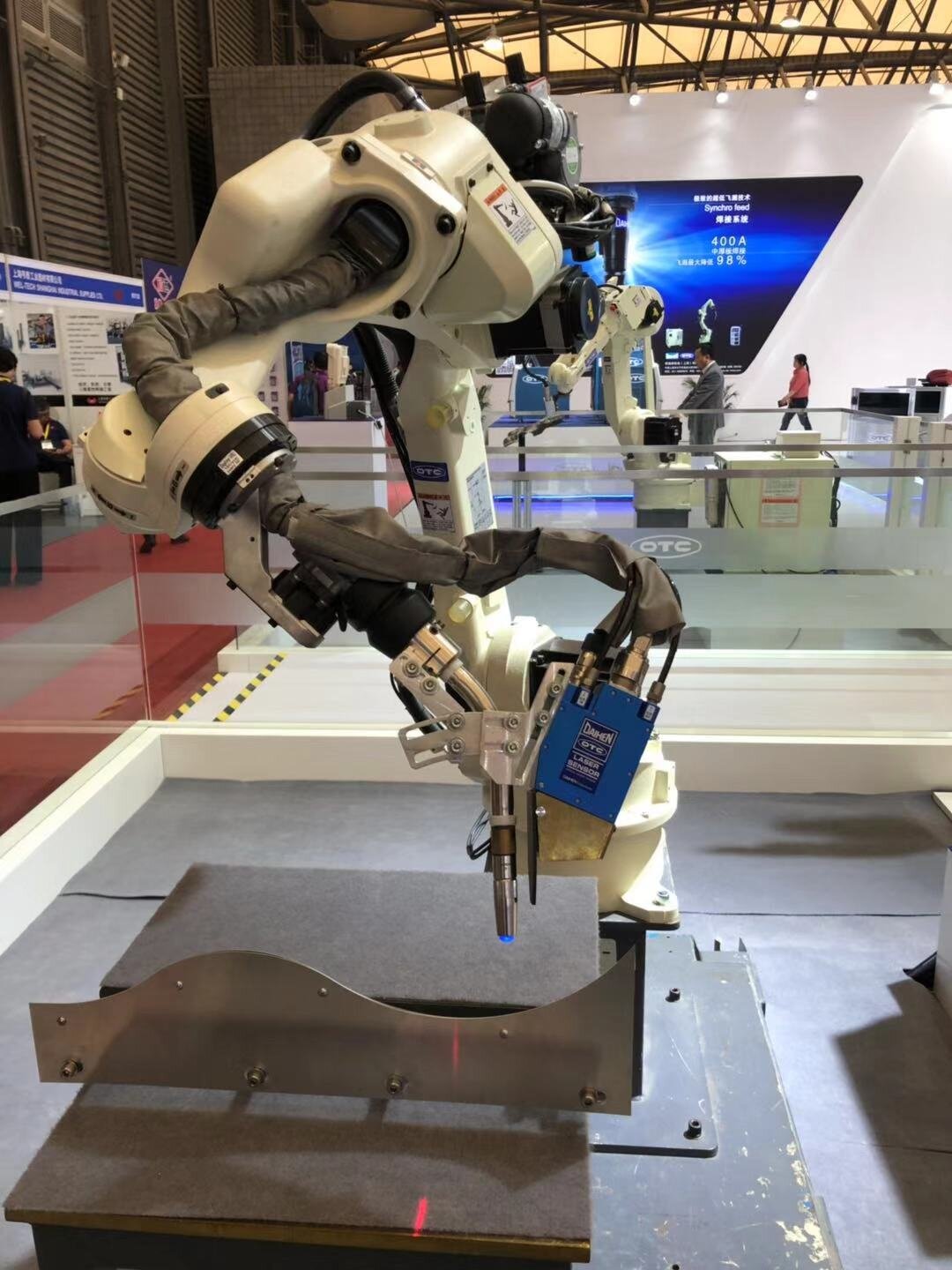 OTC Daihen Welding Robot Working Diagram